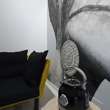 Discret Luxury Apartment *